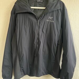 Arc'teryx Men's Black Atom Lt Hoody Jacket